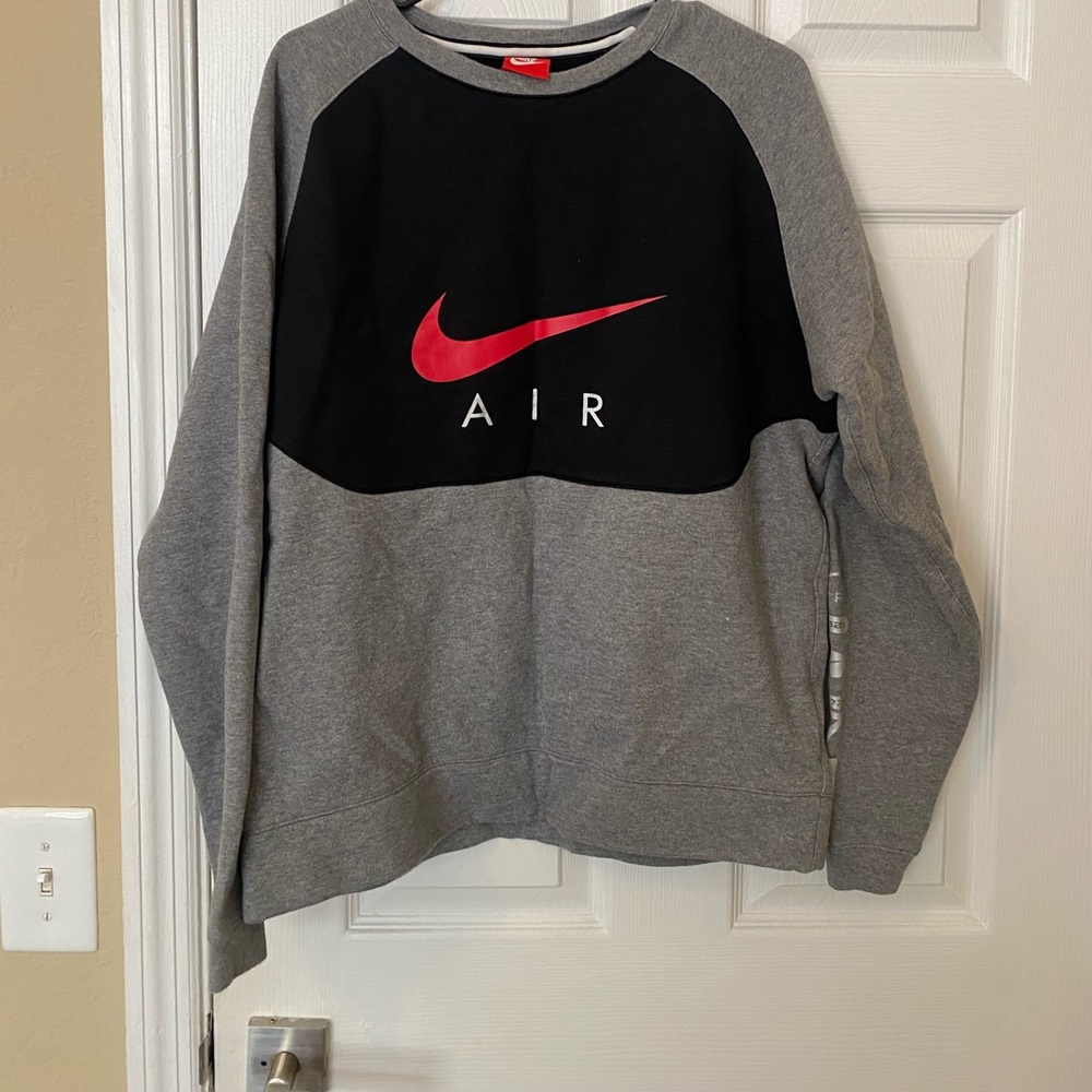 Nike sweatshirt